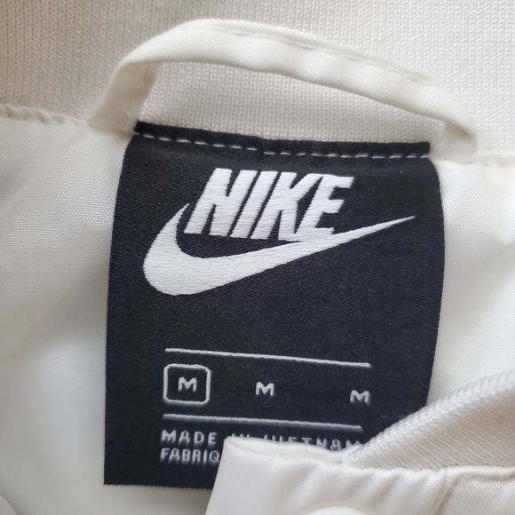 Nike jacket SKU279 - Picture 3 of 4